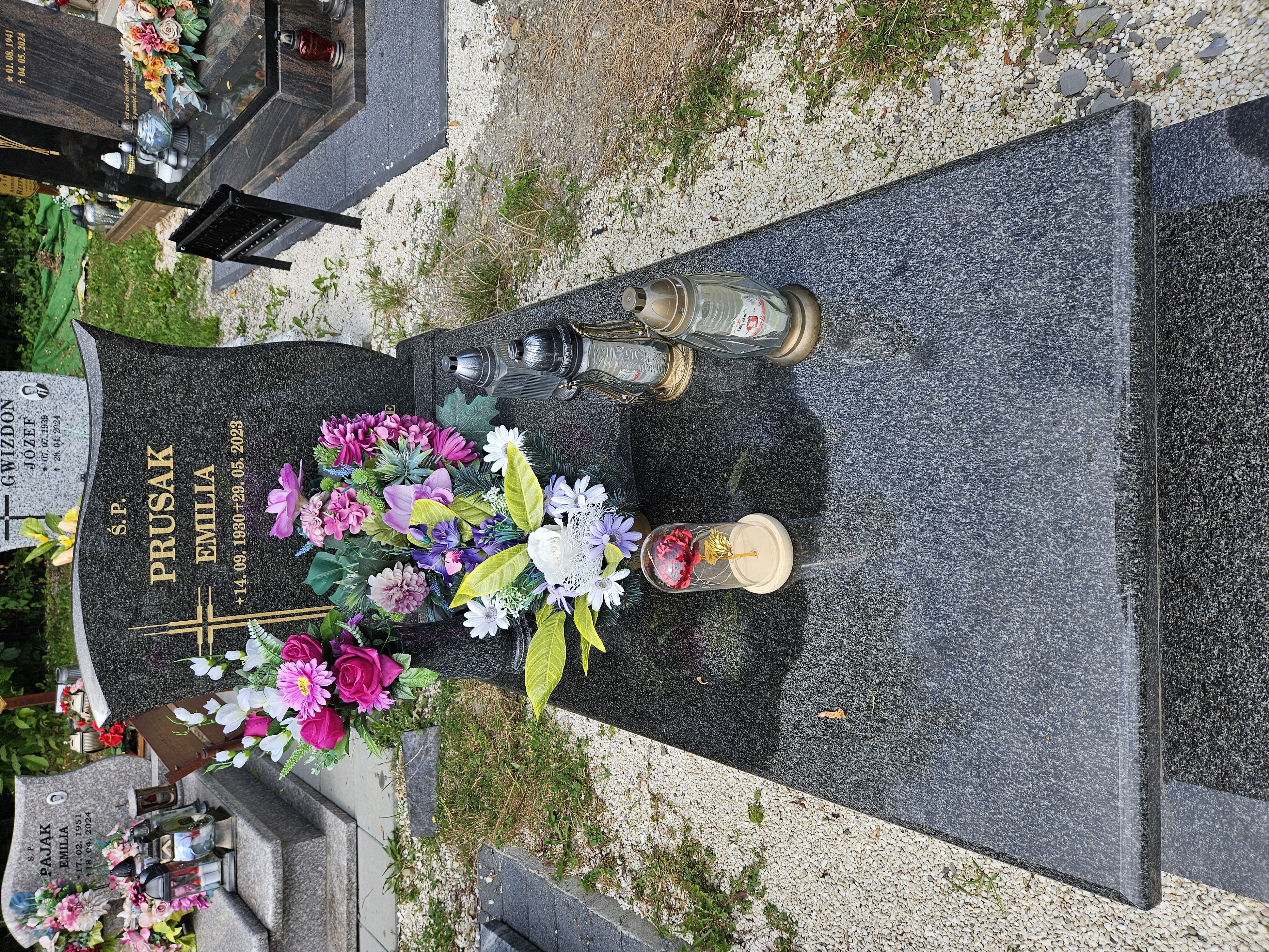 Emilia Prusak 1930 Bielsko Biała Wapienica - Grobonet - Wyszukiwarka osób pochowanych