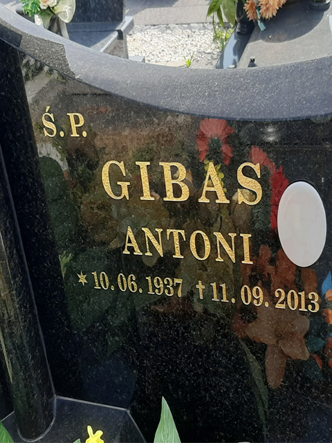 Grób Maria Gibas